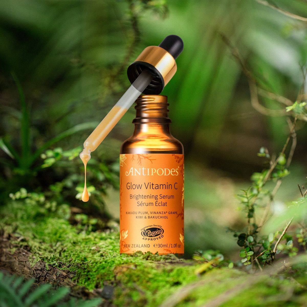 Antipodes Glow Vitamin C Brightening Serum 30ml - Image 3