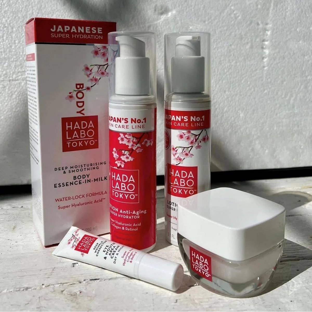 Hada Labo Tokyo Anti Fatigue Smoothing Eye Cream 15ml - Image 2