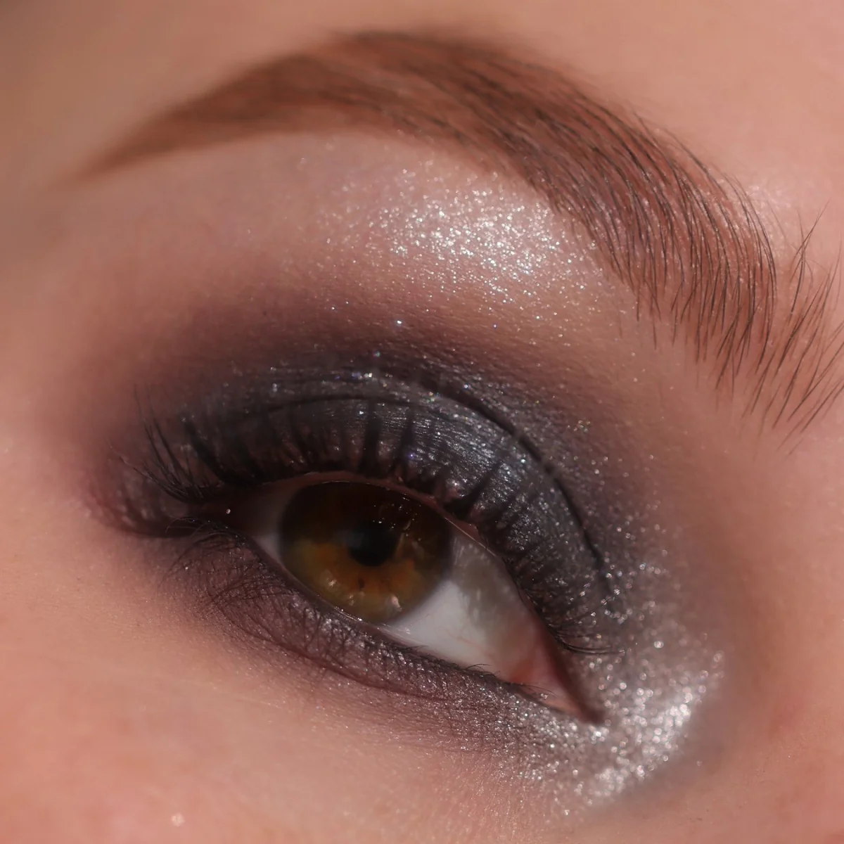 Revolution Makeup Eye Shadow Palette The Smokey Icon Grunge 0.07g - Image 5
