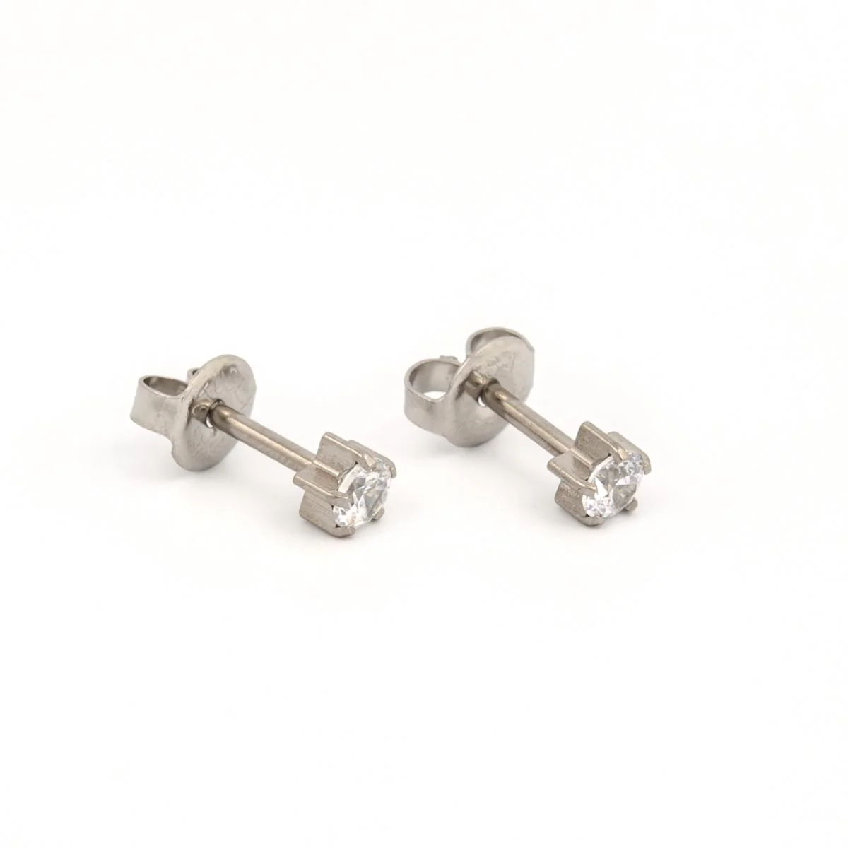 Studex Stainless Steel Regular Tiffany Cubic Zirconia Card Deluxe - Image 4