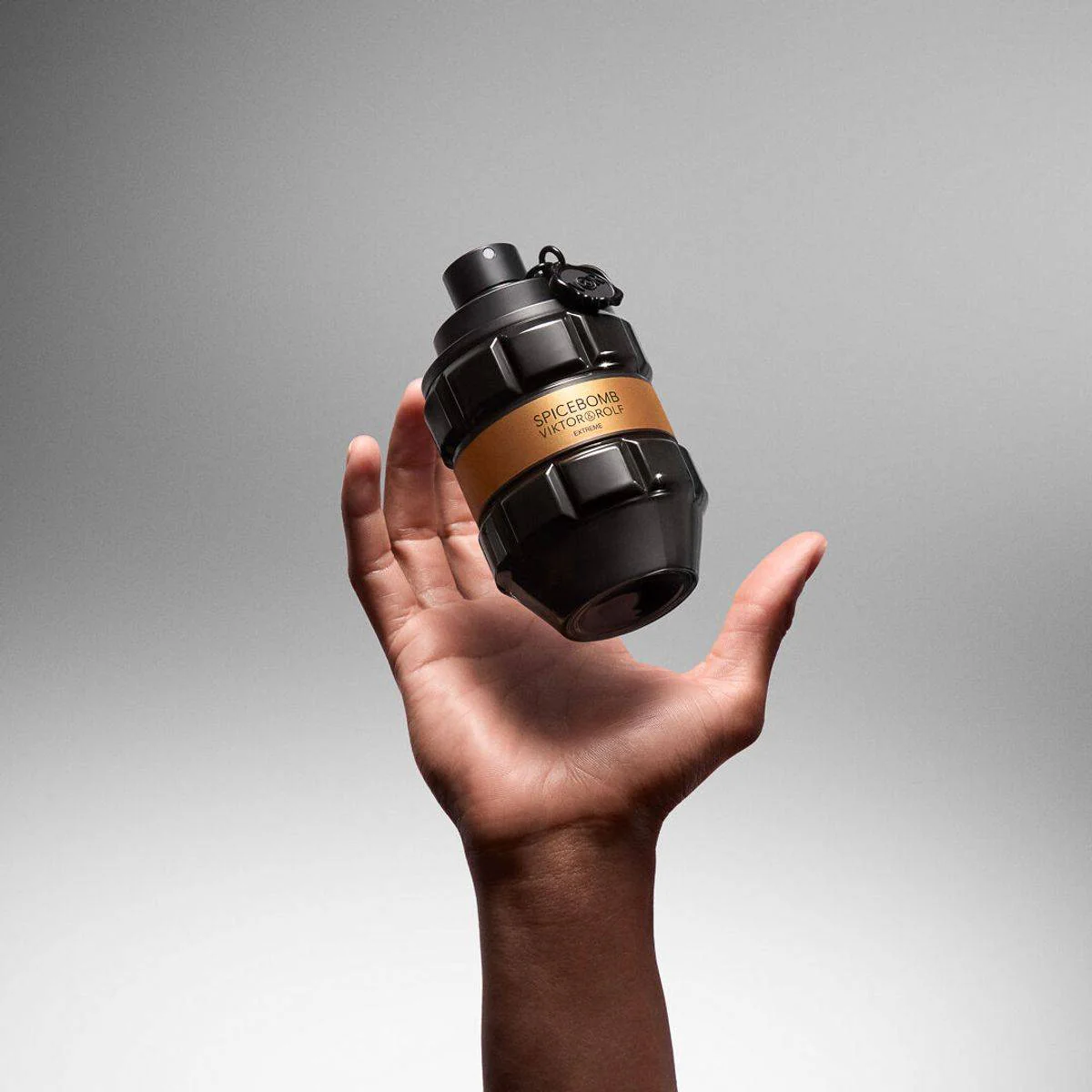 Viktor & Rolf Spicebomb Extreme Pour Homme Eau de Parfum 50ml - Image 4